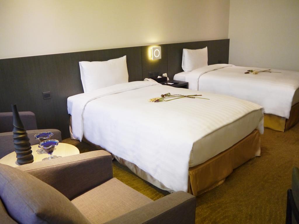 Look Royal Resort Цзяи Экстерьер фото A room at the hotel